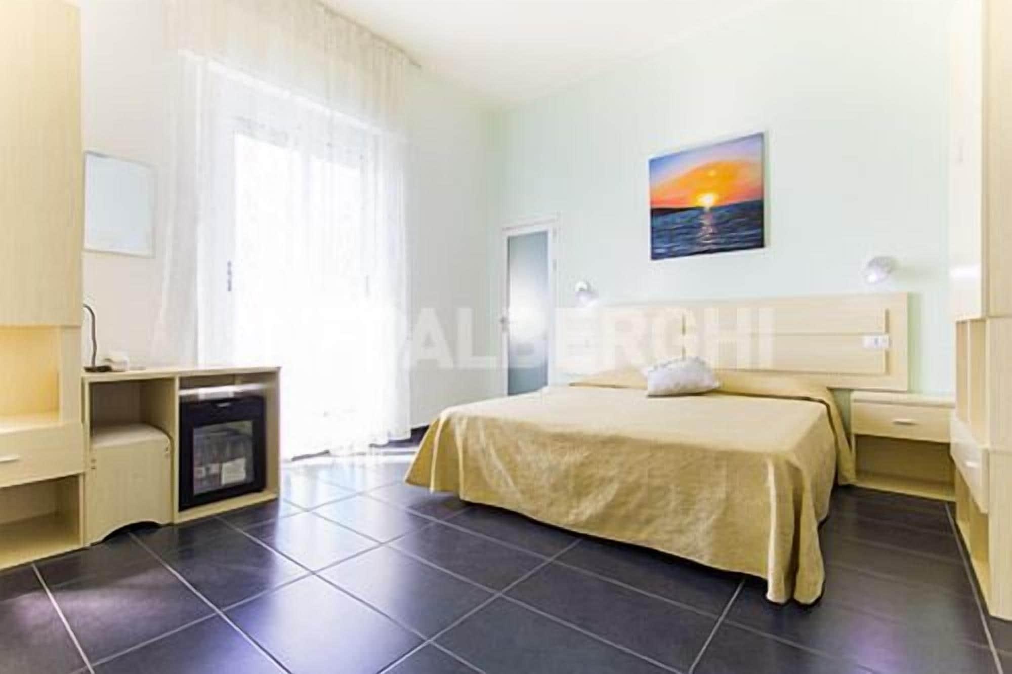 Hotel Spiaggia Marconi Rimini Exteriér fotografie